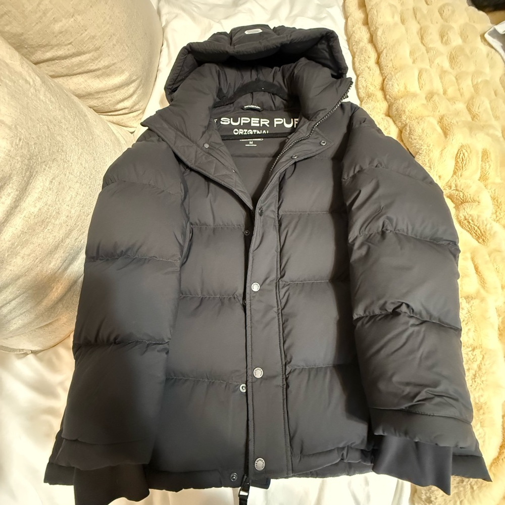 Aritzia Black Puffer Jacket